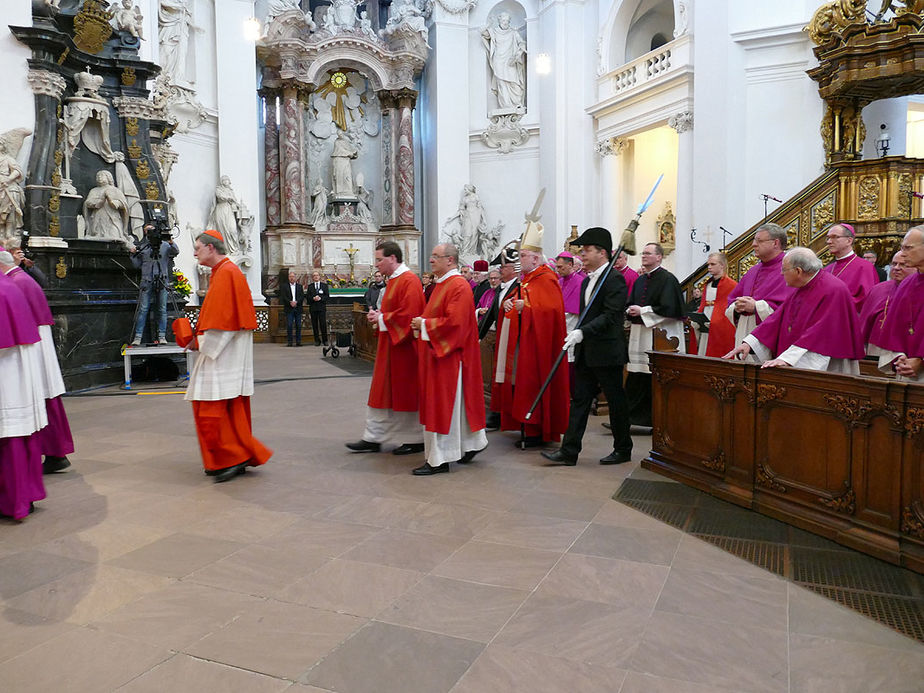 Abschlussvesper der Bischofskonferenz mit Austeilung des Bonifatiussegens (Foto: Karl-Franz Thiede)